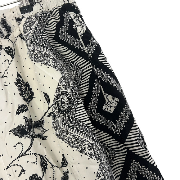 Anthropologie Black and White Wide Leg Pants - Picture 4 of 10